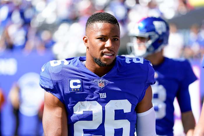 New York Giants running back Saquon Barkley on field pregame